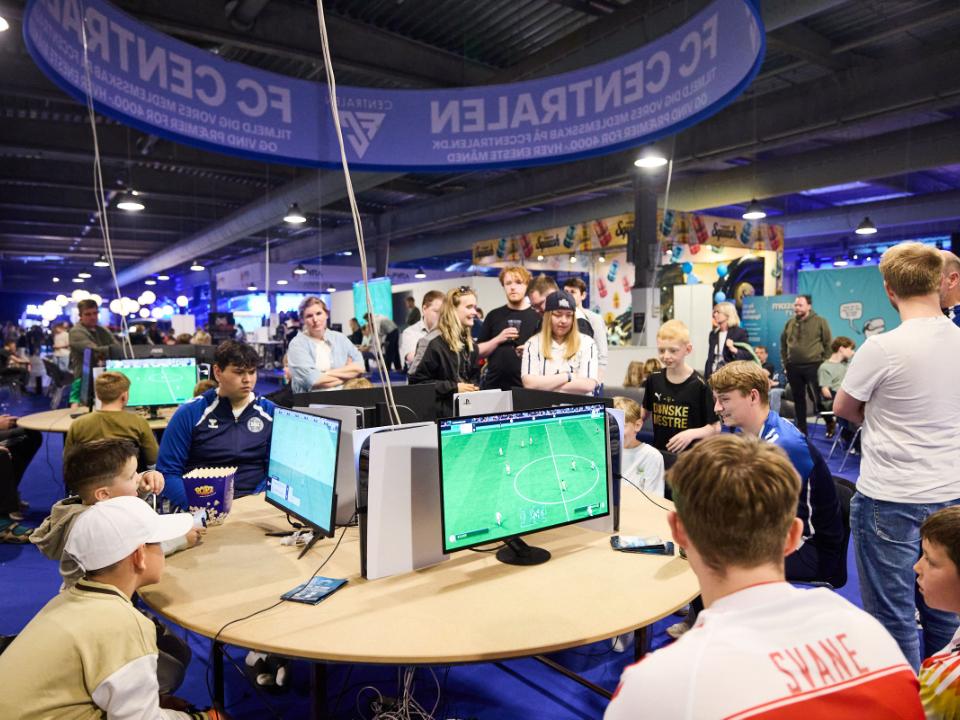 Gamebox aktiviteter: FC Centralen