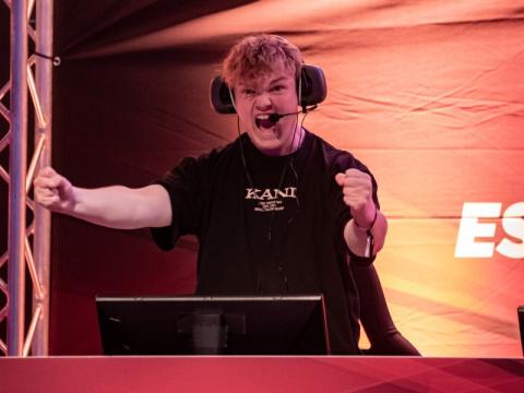 Gamebox: Energiske Bl0mmencs kommer på Gamebox Festival 2024