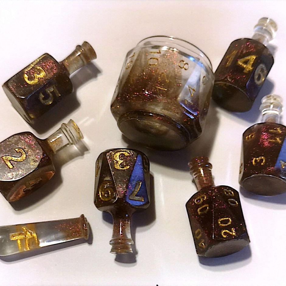 Potion bottle dice